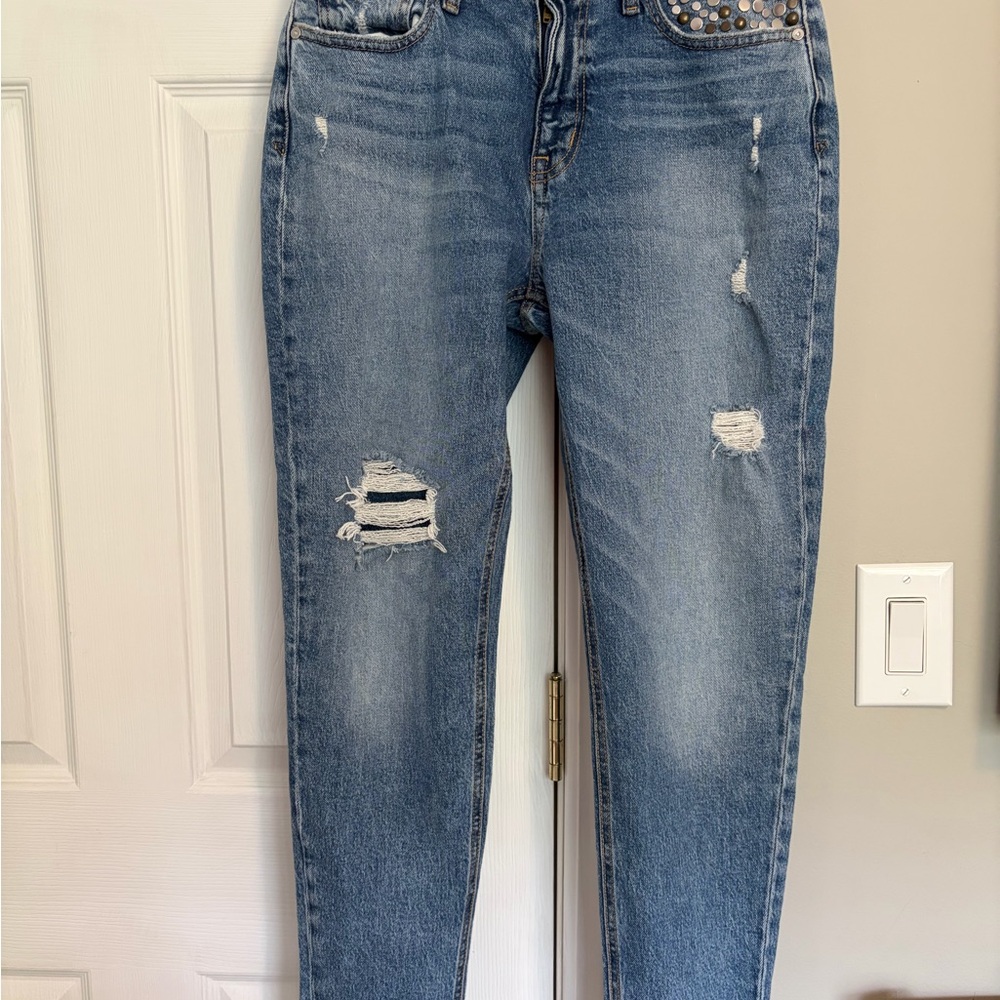 Relaxed Boyfriend Jeans in Light Blue Denim